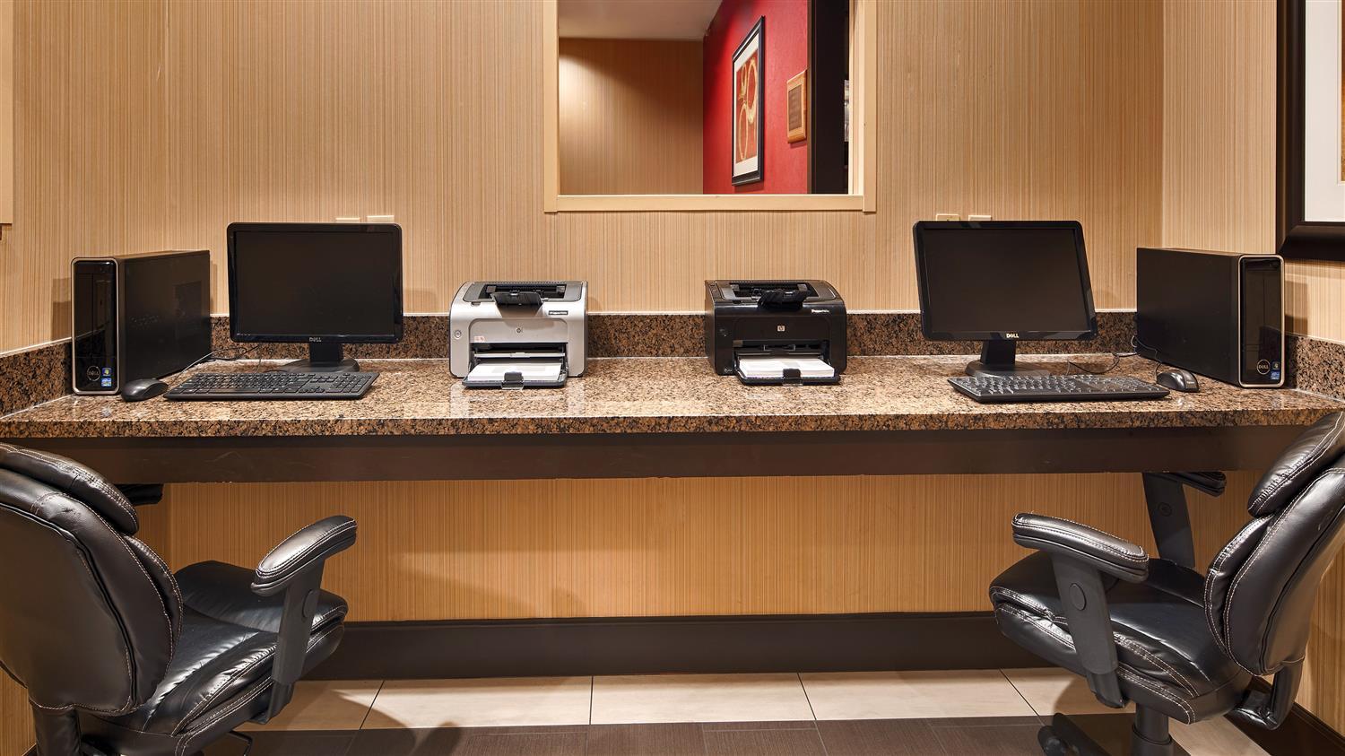 Best Western Plus Denton Inn & Suites Exteriör bild