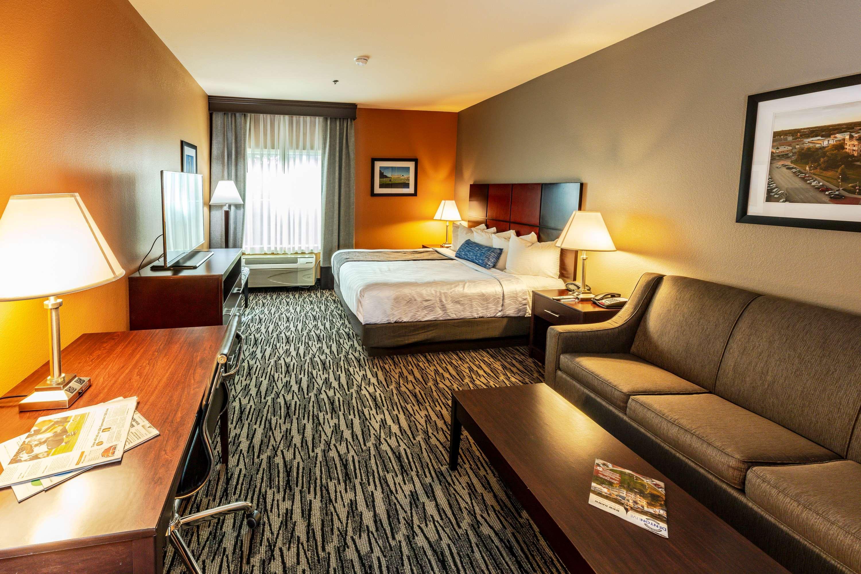 Best Western Plus Denton Inn & Suites Exteriör bild